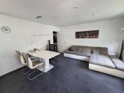 Helle 3 Zimmer Wohnung mit großem Balkon und Garage in...