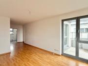 Helle 3 Zimmer Wohnung mit guter Aufteilung & Balkon