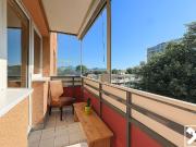 Helle 3 Zimmer Wohnung mit Loggia