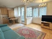 Helle 3 Zimmer Wohnung mit Südost Loggia in Bestlage –...