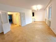 Helle 3 Zimmer Wohnung mit Terrasse & Garagenplatz im...