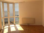 Helle 3 Zimmer Wohnung mit Tiefgaragenstellplatz in...
