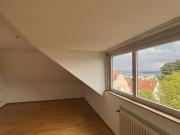 Helle 3 Zimmer Wohnung mit traumhaftem Blick über Stuttgart