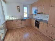 Helle 3 Zimmer Wohnung mit verglaster Loggia,...