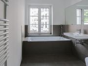 Helle 3 Zimmer Wohnung mit zwei Terrassen und Gartenzugang