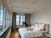 Helle 3ZKBB 8.OG Möbelierte Wohnung Tempelhofer Feld...