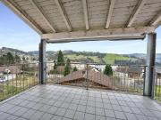 Helle 4.5 Zimmer Wohnung mit Balkon und traumhafter...