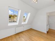 Helle 4 Zimmer Dachgeschosswohnung mit traumhaftem...