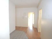 Helle 4 Zimmer Wohnung mit Balkon und Parkplatz Nähe...