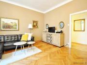 Helle 3 Zimmer Wohnung, möbliert, U1, Südtiroler Platz,...