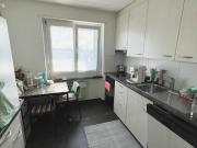 Helle 4 Zimmerwohnung mit guter Verkehrsanbindung