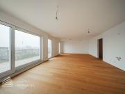 Helle 5 Zimmer Maisonette mit Dachgarten, Nähe Alte Donau