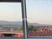 Helle Altbauwohnung mit Balkon, Lift und traumhaftem...