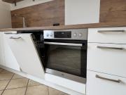 Helle Altbauwohnung mit neuer Einbauküche mit ca. 90 m²...