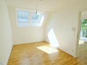 HELLE BALKONWOHNUNG NÄHE GERSTHOFERSTRASSE