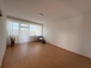 Helle bezugsfreie 2 Zimmer Wohnung mit Westbalkon in...