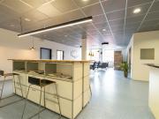 Helle Büroräume mit umfassender Infrastruktur