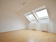 HELLE DACHGESCHOSS GARCONIERE IN LINZ URFAHR