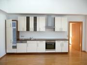 Helle Dachgeschosswohnung in Zentrumsnähe