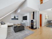 HELLE DACHMAISONETTE MIT VIEL PLATZ UND RUHE