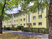 Helle Dachwohnung mit neuer EBK und schönem Ausblick im...