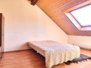 Helle Dachwohnung mit Sichtbalken | dreamo. Ch