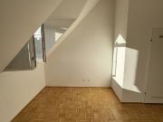 Helle DG Wohnung in ruhiger Gasse nahe Naschmarkt | Lift...