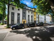 Helle DG Wohnung mit Balkon ohne Schrägen