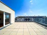 Helle DG Wohnung mit großer Terrasse im Viola Park