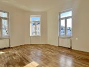 Helle Eckwohnung mit tollem Ausblick