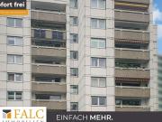 Helle Eigentumswohnung mit 4 Zimmern, Loggia und...