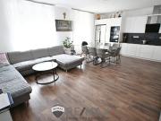 Helle Familienwohnung mit Blick ins Grüne