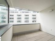 helle, freundliche 2 Zi. Neubauwohnung + Loggia: U4...
