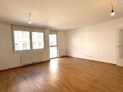 Helle, großzügig geschnittene Neubau Wohnung im 19....