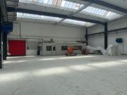 Helle Industriefläche mit LKW Zufahrt ideal für...