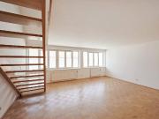 Helle Maisonettewohnung im Dachgeschoss inkl. Terrasse...