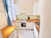 Helle möblierte Diplomatenwohnung in wunderschönem...