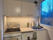 Helle möblierte Garconniere