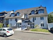 Helle Moderne Wohnung mit Sonnenbalkon!