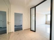 Helle Neubauwohnung bei der Oper