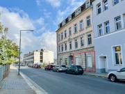 Helle Räume mit EBK & Terrasse. im Gewerbegebiet