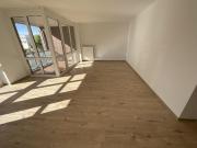 Helle, renovierte 3 ZKB Balkonwohnung in der City zu...