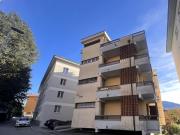 HELLE RENOVIERTE WOHNUNG MIT 4,5 ZIMMERN ZU VERMIETEN