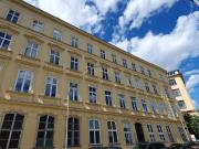 Helle, renovierungsbedürftige Altbau Stadtwohnung Nähe...