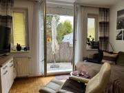Helle ruhige 2 Zimmer Wohnung mit Balkon und Tiefgarage