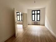 Helle, sanierte 3 Zimmer Wohnung Universitätsviertel WG...