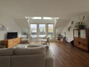 Helle, sonnige 2,5 Zimmer Wohnung mit moderner Küche und...