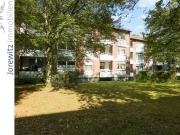 Helle, teilsanierte 3 Zimmer Wohnung mit Sonnenbalkon...