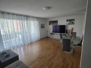 Helle und gemütliche 2.5 Zimmerwohnung im 1. Obergeschoss