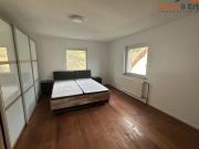 Helle und gemütliche Mietwohnung in Zweifamilienhaus in...